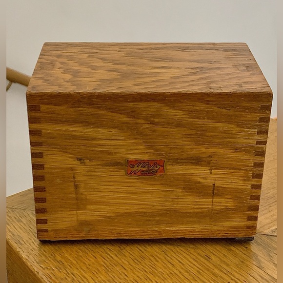 Antique Weis Monroe Michigan Fingerjointed Hinge Lidded Wooden Box - Picture 4 of 16